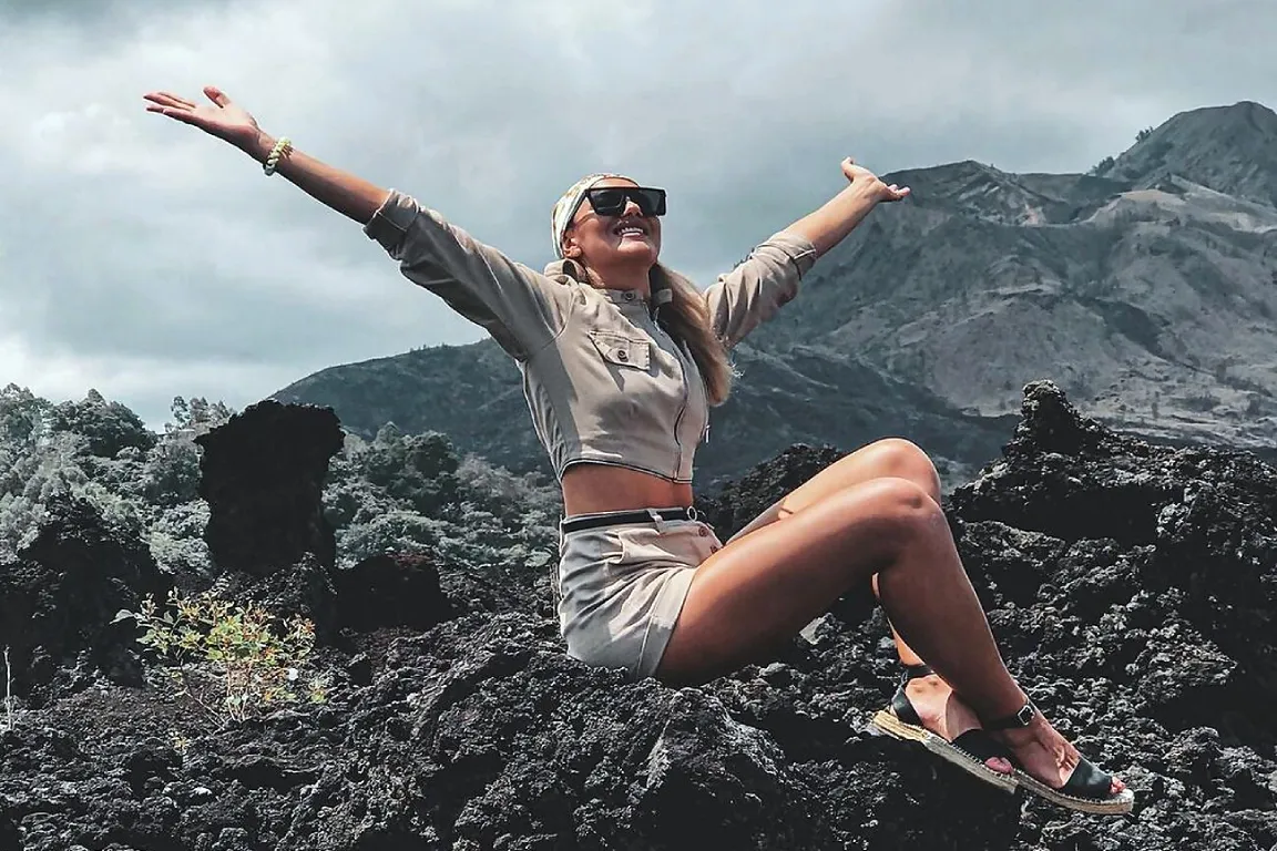 Wisata Jeep 4WD Black Lava Gunung Batur by Ubud Sunrise Hiking