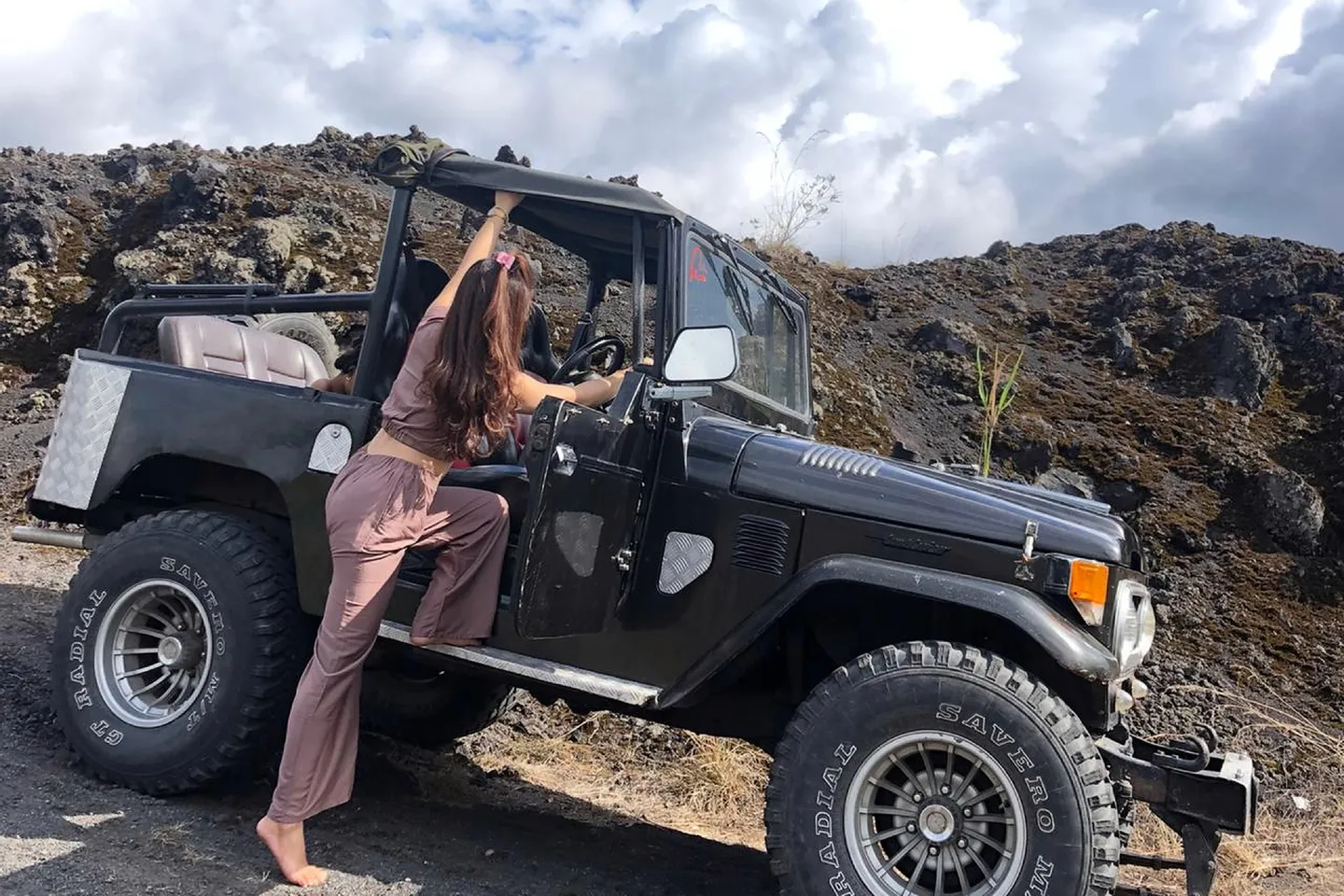 Wisata Jeep 4WD Black Lava Gunung Batur by Ubud Sunrise Hiking 5 Wisata Jeep 4WD Black Lava Gunung Batur by Ubud Sunrise Hiking