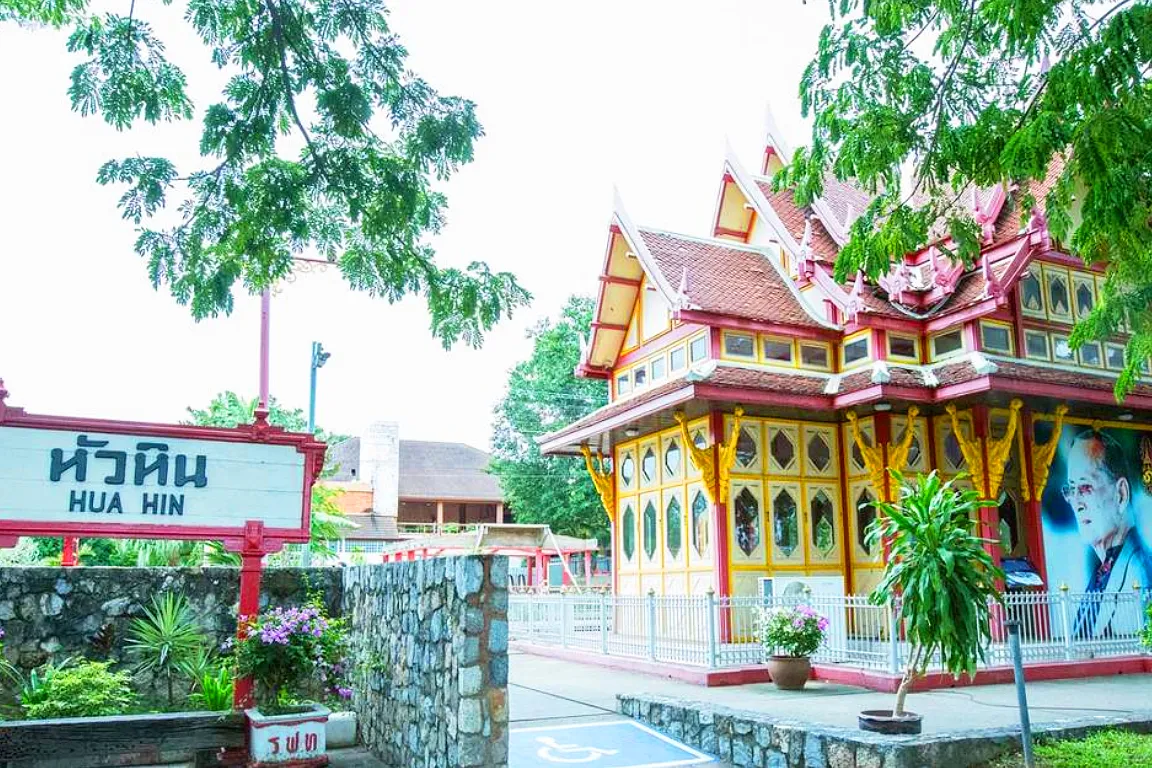 Bangkok and Hua Hin Car Rental with Driver by TTD Global