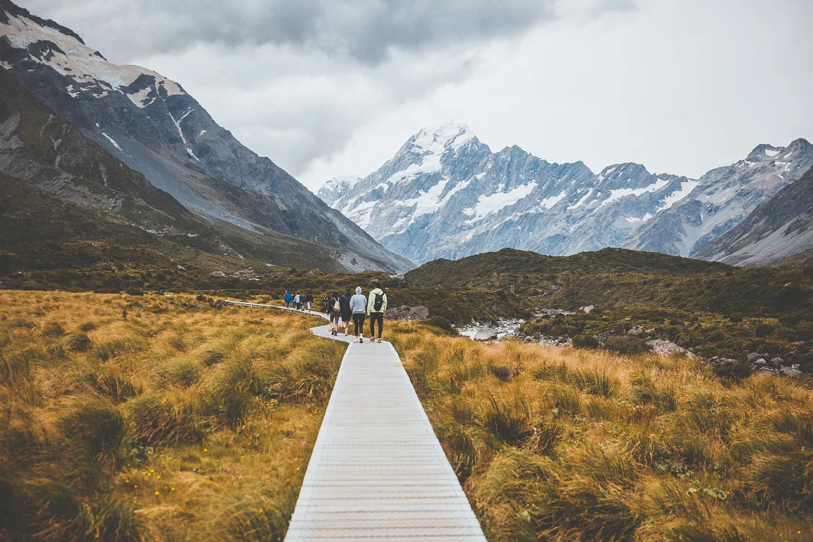 Mt Cook Small Group Scenic Day Tour from Queenstown