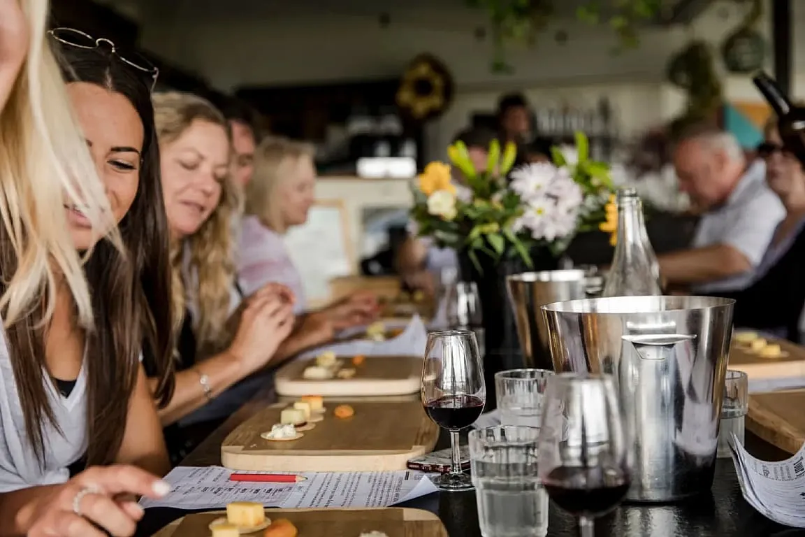 1/2 Day Hunter Valley Wine Tour & Cheese Pairing with Two Fat Blokes 4 1/2 Day Hunter Valley Wine Tour & Cheese Pairing with Two Fat Blokes