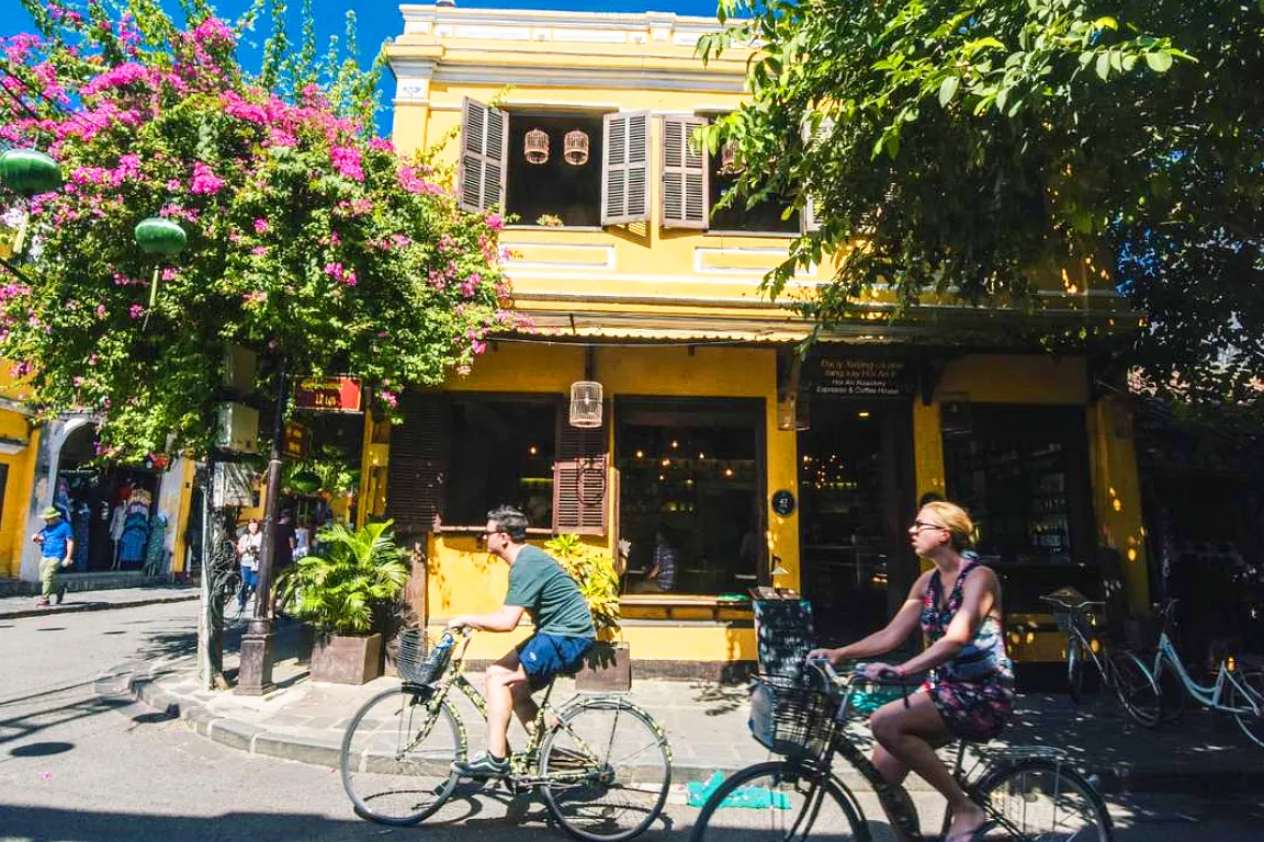 Bike and Bite in Hoi An