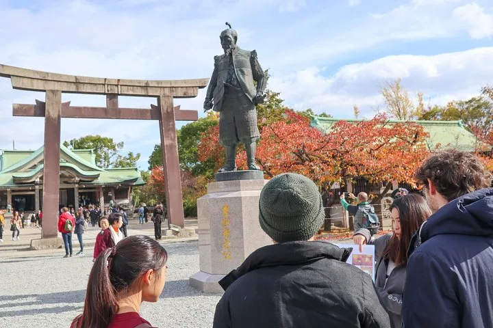 4-Hour Osaka Bike Tour to the Neighborhood of Osaka Castle 6 4-Hour Osaka Bike Tour to the Neighborhood of Osaka Castle