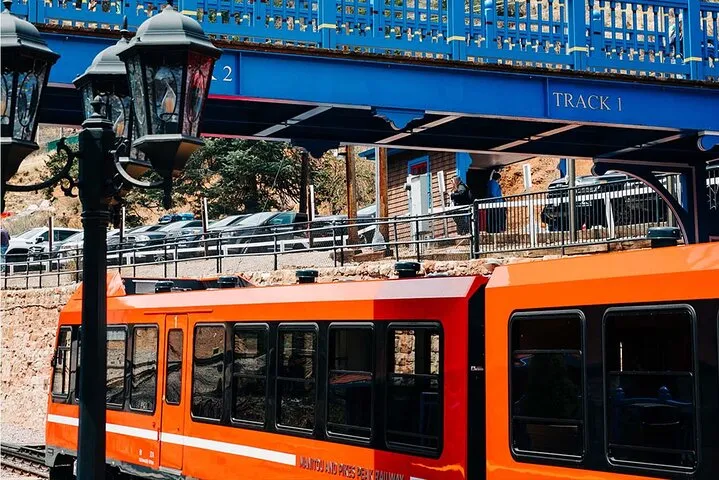 Pikes Peak COG Railway & Garden of Gods Tour - Lunch Included
