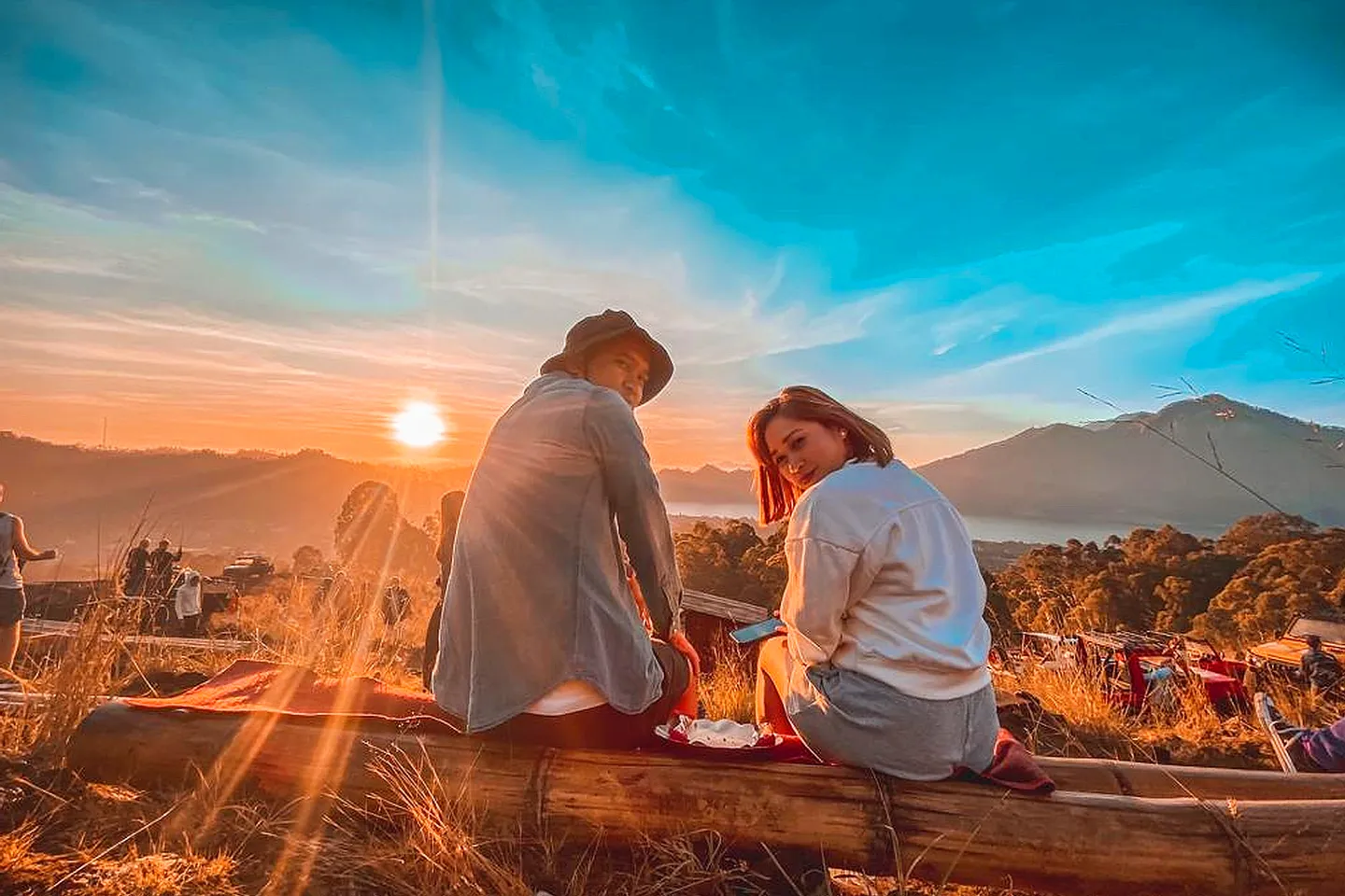 Paket Tur Kaldera Batur SunriseJeep private tur by Ubud Sunrise Hiking