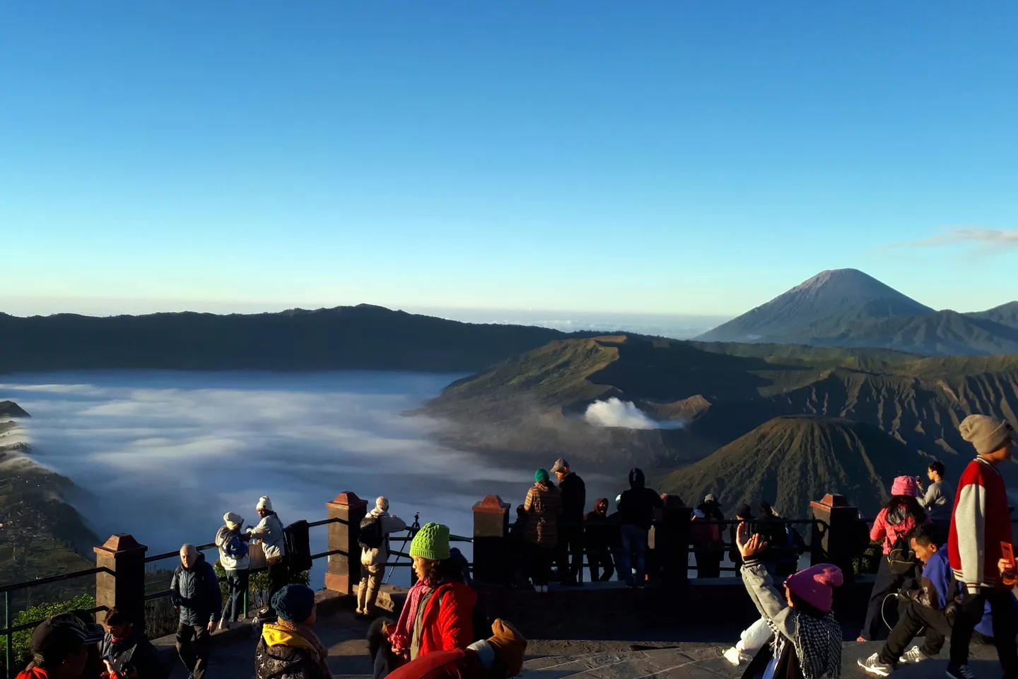 Golden Sunrise Bromo Trip