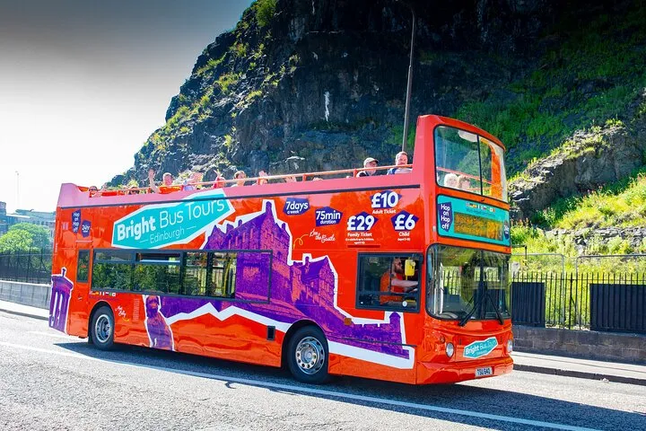 Edinburgh Hop-on Hop-off City Tour
