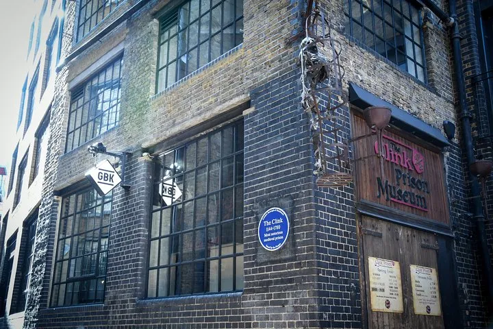 Harry Potter Azkaban Tour (Film Locations & Prison)