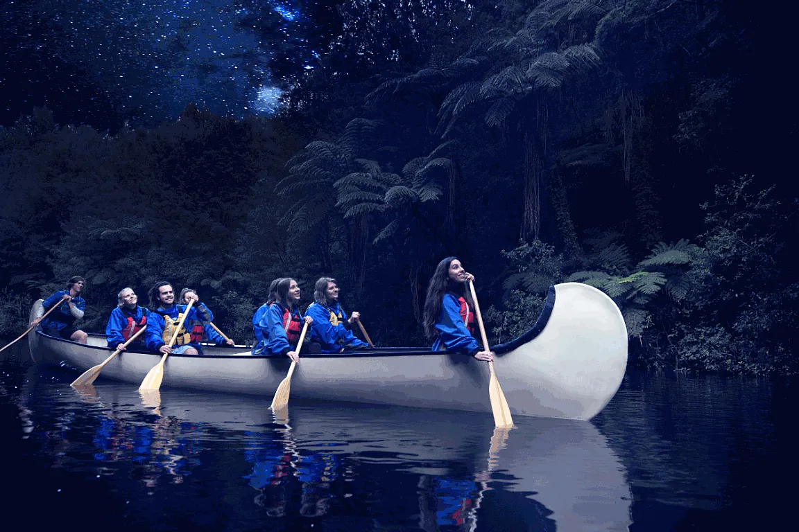 BIG Kanu Glowworm Tour in Tauranga