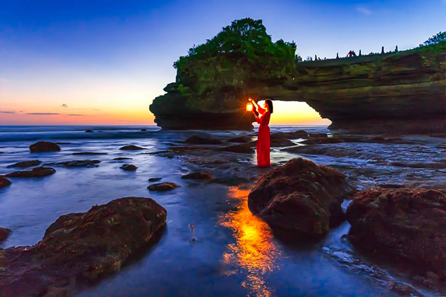 Ubud Guided Tour & Iconic Tanah Lot Temple