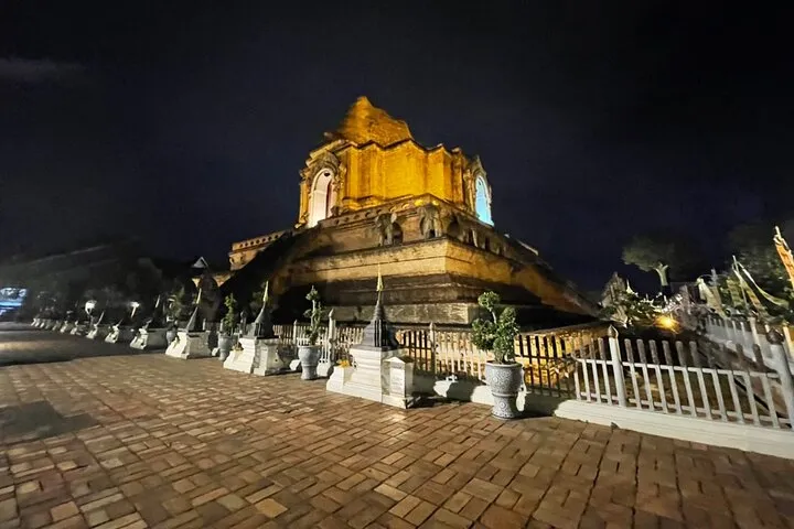 Chiang Mai Street Food Tour by Tuk Tuk with Pick Up 7 Chiang Mai Street Food Tour by Tuk Tuk with Pick Up