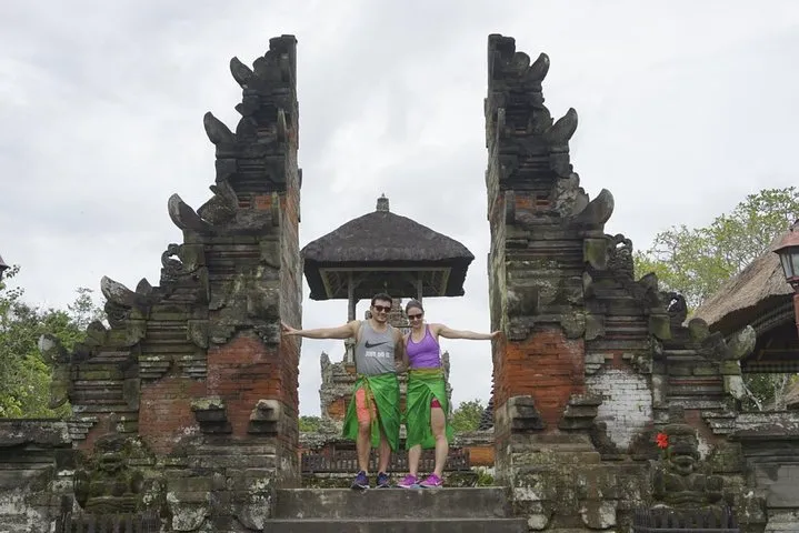 Bali Private Tour Waterfall with Tanah Lot Temple