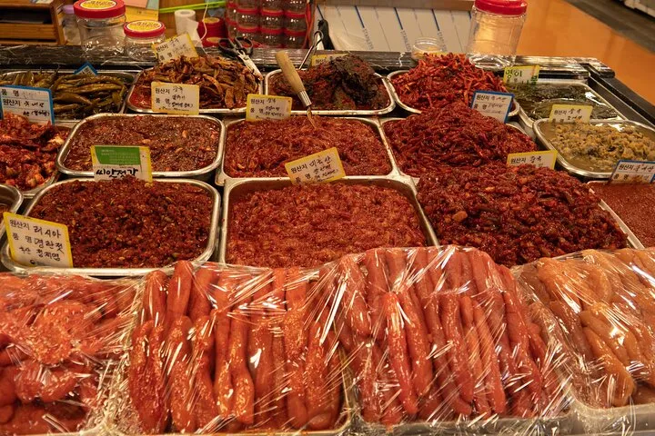 Seoul : The biggest Sea-food Noryangjin Market Gastroventure Tour 3 Seoul : The biggest Sea-food Noryangjin Market Gastroventure Tour