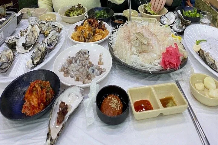 Seoul : The biggest Sea-food Noryangjin Market Gastroventure Tour 7 Seoul : The biggest Sea-food Noryangjin Market Gastroventure Tour